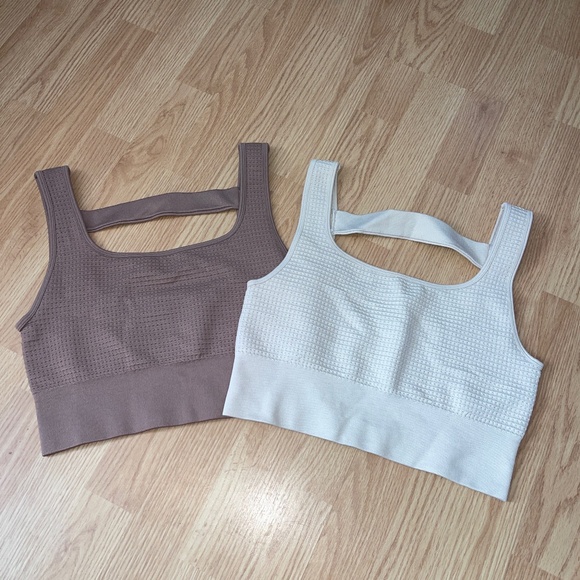Yogalicious Tops - Yogalicious Bundle of Two Cropped Athletic Waffle Knit Work Out Tops Size Large